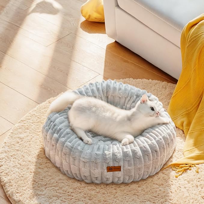 ShinHye Cat Bed - Washable Donut Bed for Cats and Small Dogs, Calming Round Pet Bed with Non-Slip Bottom, Indoor Comfort for Puppy & Kitten(ZJ-Grey-23x23)