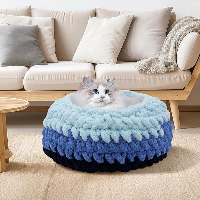 Ombre Gradient Round Cat Bed for Indoor Cats, Chunky Knit Washable & Plush Pet Bed, Cozy Nest with Non-Slip Bottom for Small Medium Cats
