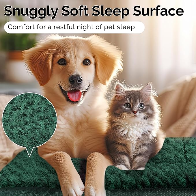 Dog Beds Crate Pad, Dog Bed Mat for Large Dogs Sleeping, Soft, Durable, Washable & Anti-Slip Crate Pads, Reversible Kennel Mat (Magic Circle Green, L(35”*24“*1.5”))