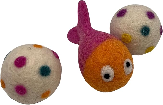Hustle & Blush Wool Felt Balls 3 Pack Love Ewe Pet Supplies - 2 in Felted Wool Cat Toys 100% New Zealand Wools Felt Cat Toys Handmade Wools Felts Balls, Cats Felts Ball with Bell - Hook, Line & Jingle