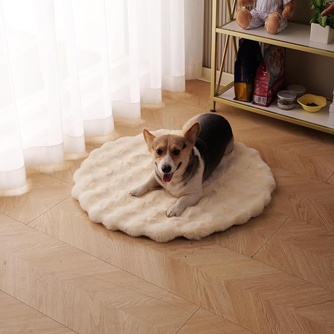 SHENGOCASE Pet Cushion Pad, Faux Fur Dog and Cat kneading Pillow, Cozy Bed Insert for Crate Pad Padding for Cage Kennel House Condo (27.6")