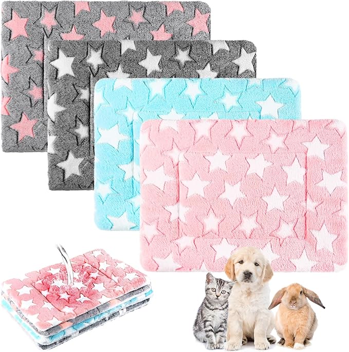 Haull 4 Pcs Waterproof Guinea Pig Bedding Winter Guinea Pig Bed Plush Cage Liners Soft Dog Cat Mat Reversible Winter Cozy Animal Pee Pad Hamster Bed Mat for Bunny(Cute Star,13 x 18.5 Inch)