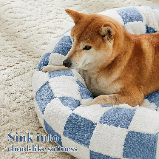 Checkered Cat Dog Bed, Cute Blue Retro Style Aesthetic Round Warming Pet Calming Beds for Small Dog and Cats, Plush Cozy Donut Beds Washable, 23" L x 23" W x 8" Th