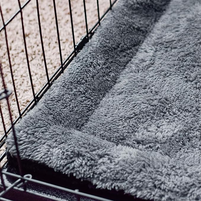 K&H Pet Products Self-Warming Cat Bed Pad, 21x17, Gray/Black (Pack of 6)